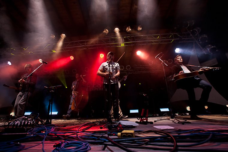The Infamous Stringdusters | photos by Gina Proulx