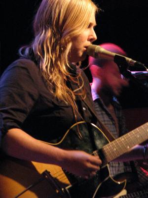 Sonya Kitchell | photos by Laura McDaniel