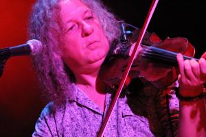 Tim Carbone | Railroad Earth