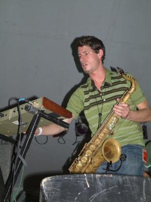 DOMINIC LALLI - BIG GIGANTIC