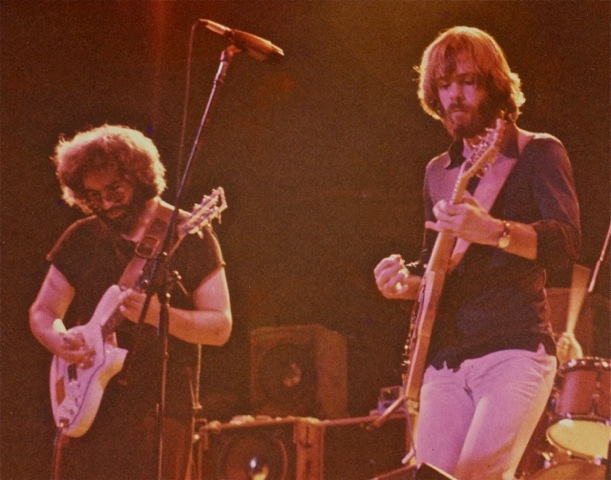 Jerry and Bobby Weir | Boston Garden | Boston, MA | 5/7/77 | photos by Lee Rogers (www.leerogersphotos.com)