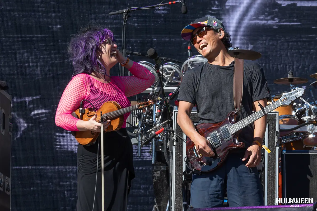 Lindsay Pruit and Michael Kang | String Cheese Incident