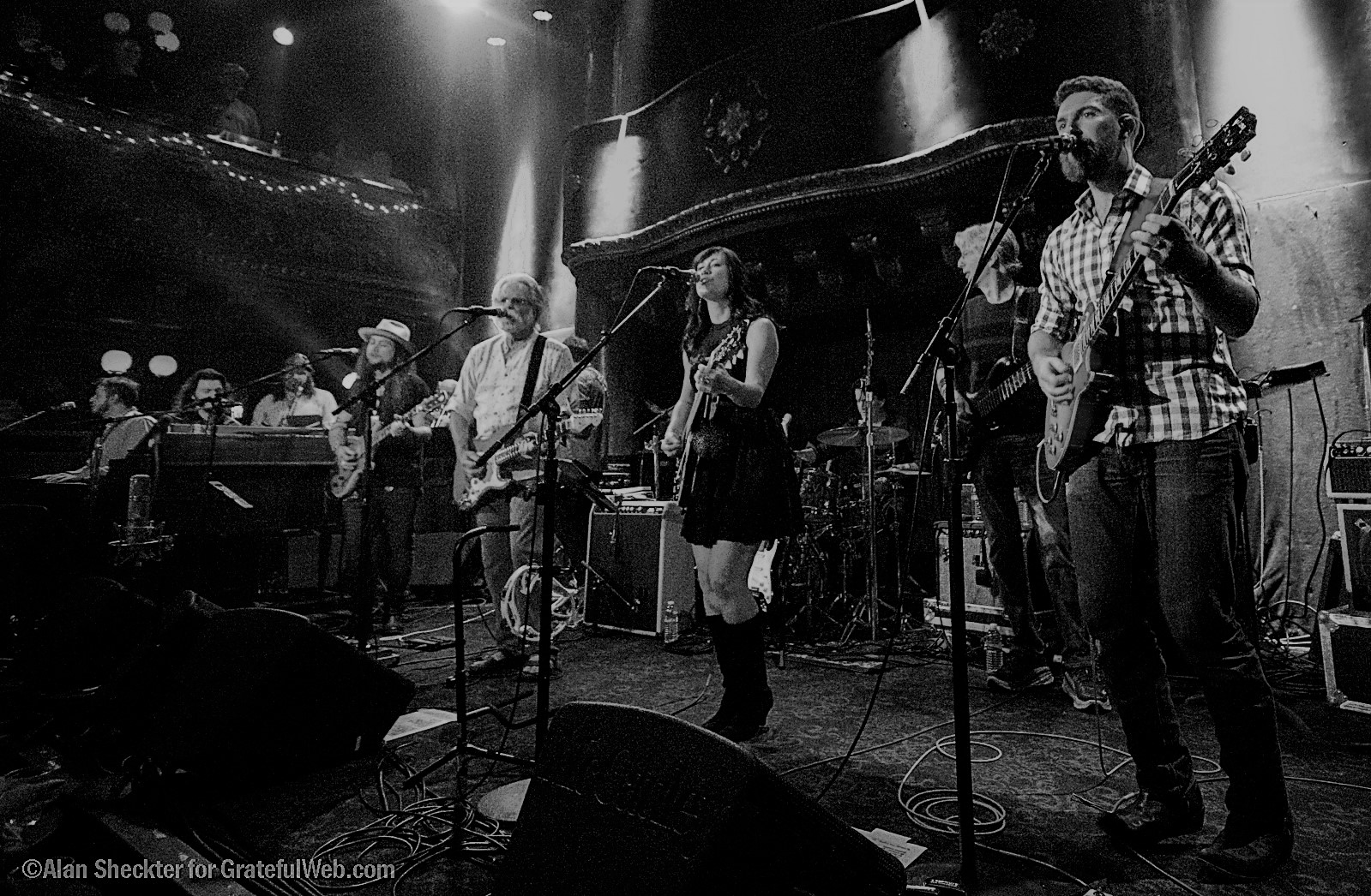 Midnight North with members of Twiddle and Bobby and Phil