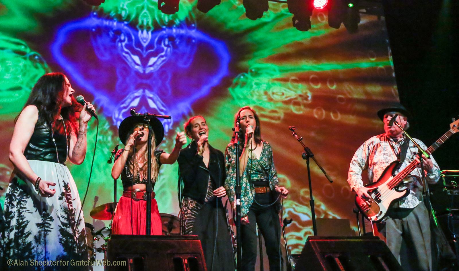"Piece of My Heart" with Darby Gould, the T Sisters and Peter Albin | The Fillmore