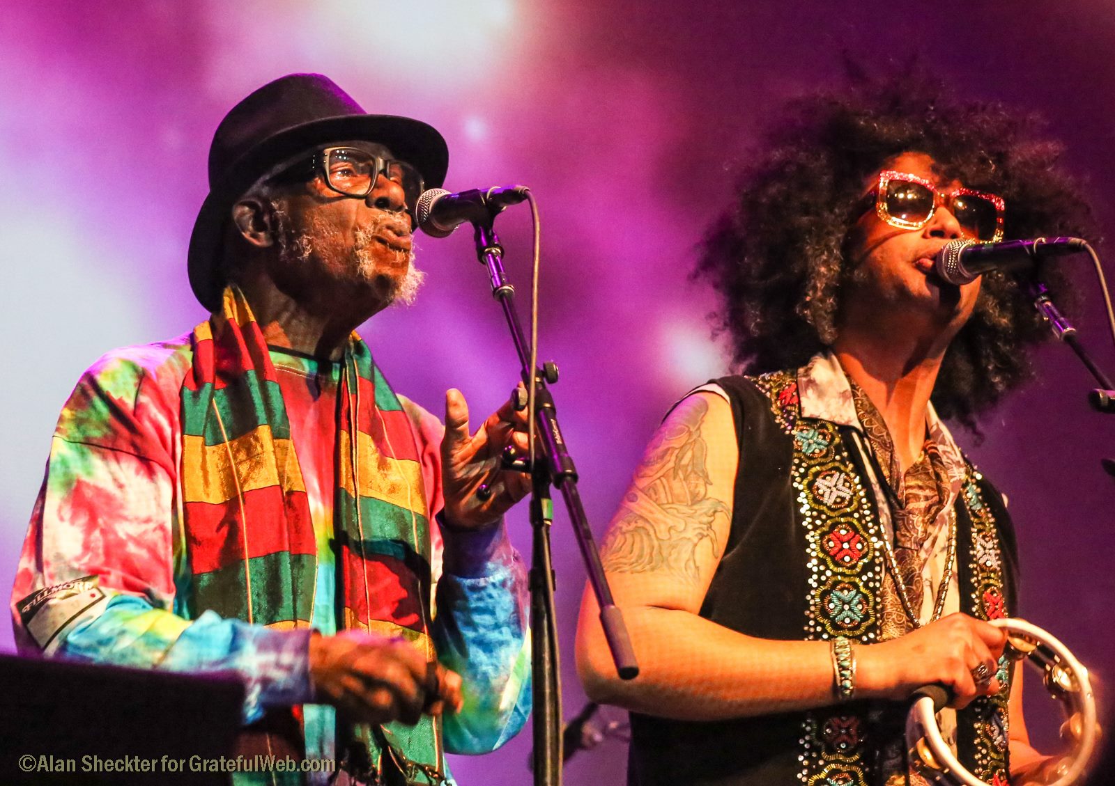 Lester Chambers and his son, Dylan, lead "People Get Ready" | The Fillmore