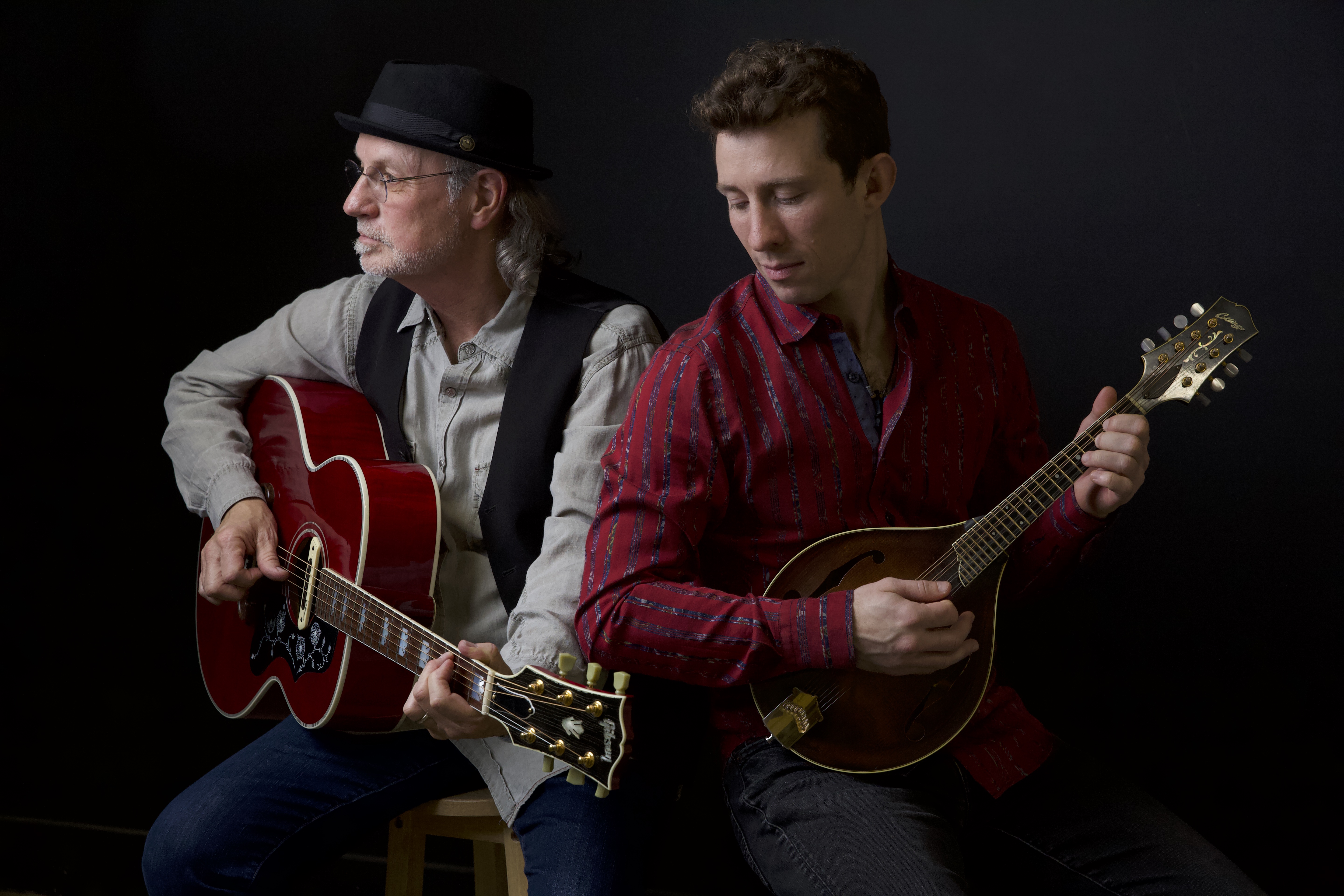 David Starr and Erik Stucky Light Up the Stage with 'Waiting In The Dark' and UK Tour