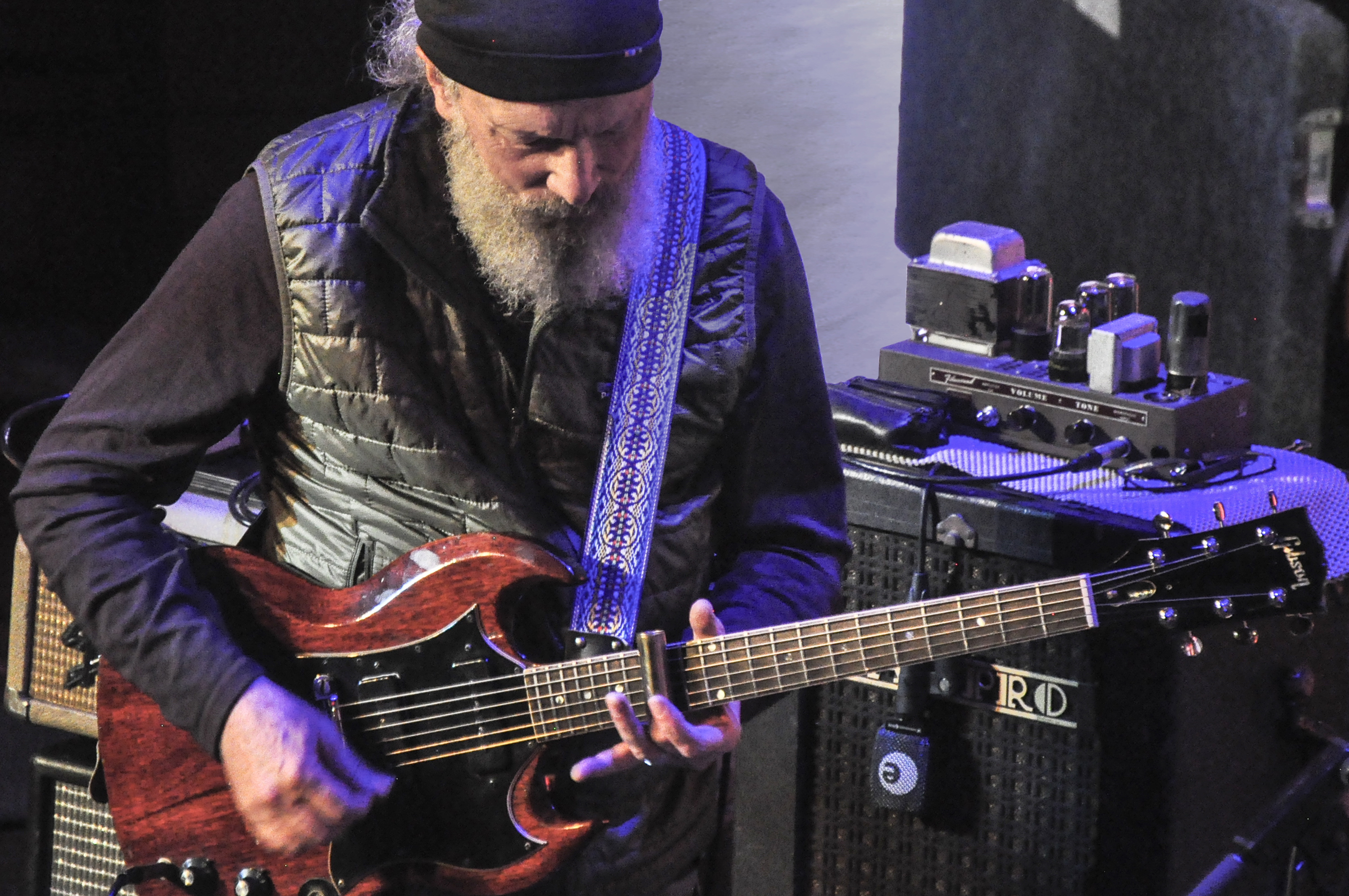 Steve Kimock with his Gibson SG, performing "Touch of Grey"
