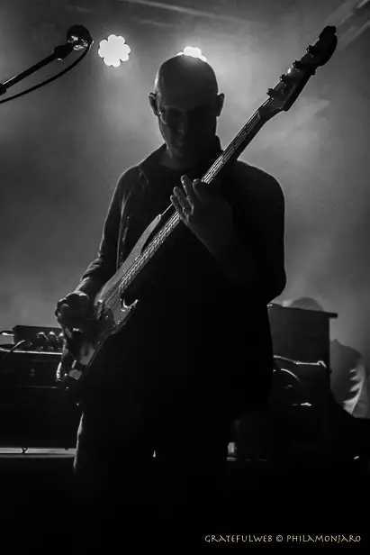 Scott Devendorf (bass)