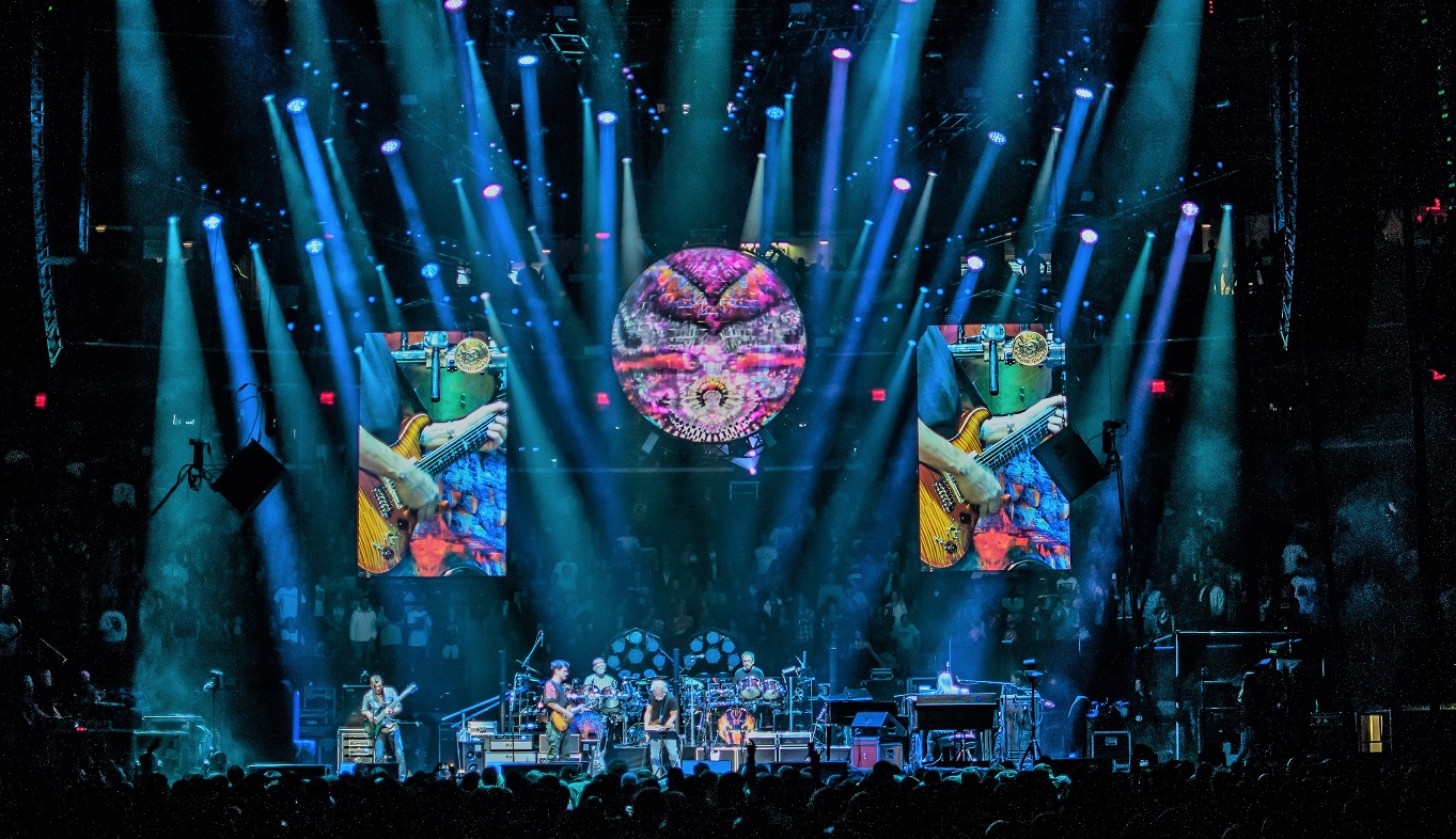 Dead & Company | Spectrum Center | photo by Billy Heigl