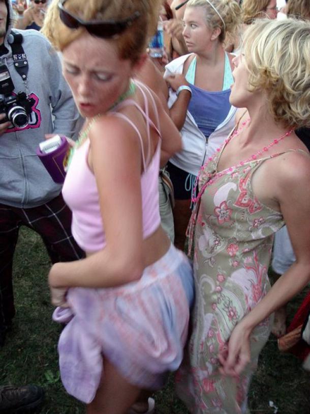 Vibes gals dancing to the tunes