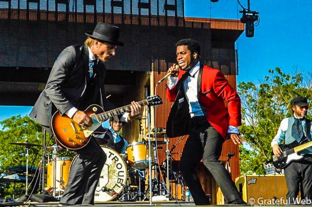 Vintage Trouble @ Wakarusa - photos by Michelle Miesse