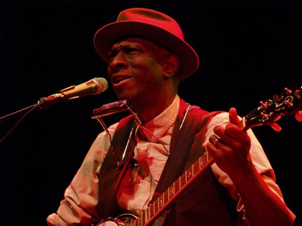 Keb' Mo' - Boulder Theater - photo by Phil Emma
