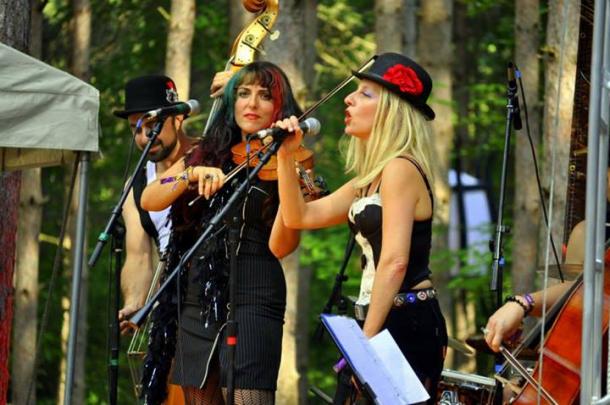 Rosin Coven - photos by June Reedy