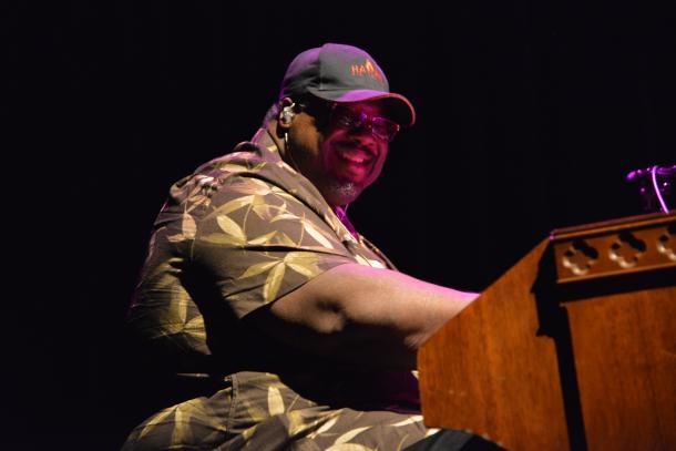 Melvin Seals