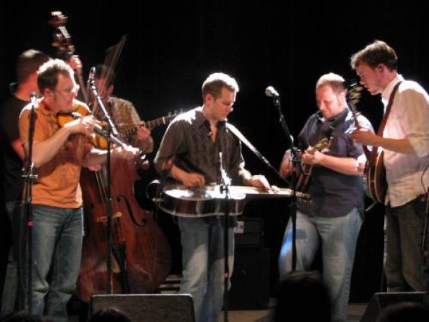 The Infamous Stringdusters