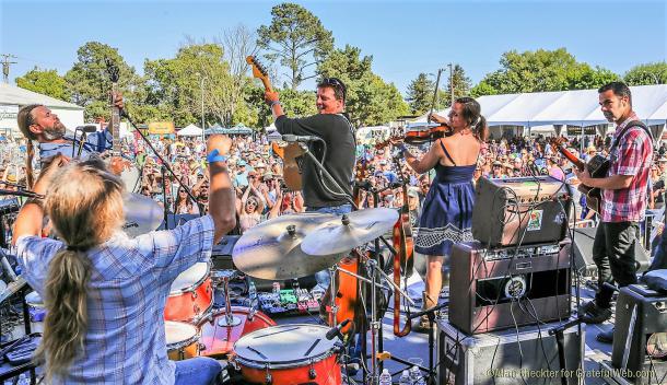 Poor Man's Whiskey with Dan Lebowitz | Petaluma Music Festival | photos by Alan Sheckter