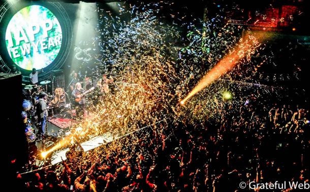 Leftover Salmon Announce NYE Run Grateful Web