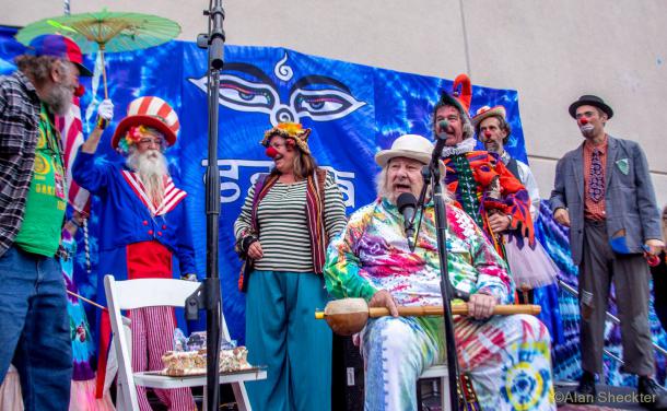 Four score and more: Wavy Gravy celebrates his 80th with Seva benefit concert | photos by Alan Sheckter