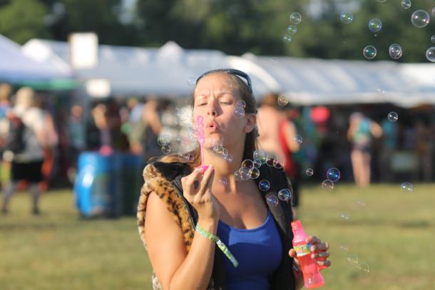 blowing bubbles @ Wakarusa 2012