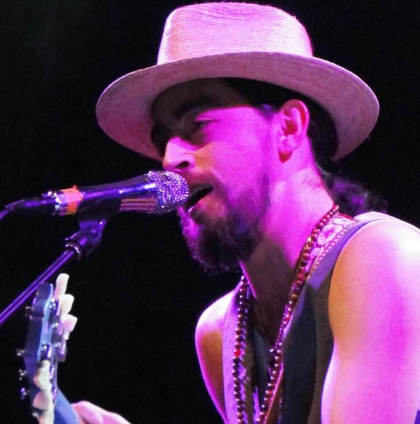 Jackie Greene | photos by Angela Gattuso