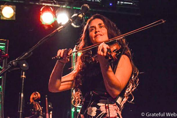 Bridget Law | Elephant Revival | photos by Michelle Miesse