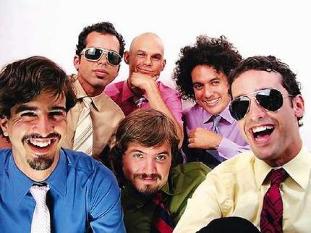 Los Amigos Invisibles