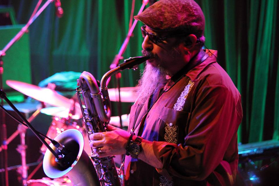 Steve Berlin - Los Lobos | photos by Dylan Muhlberg