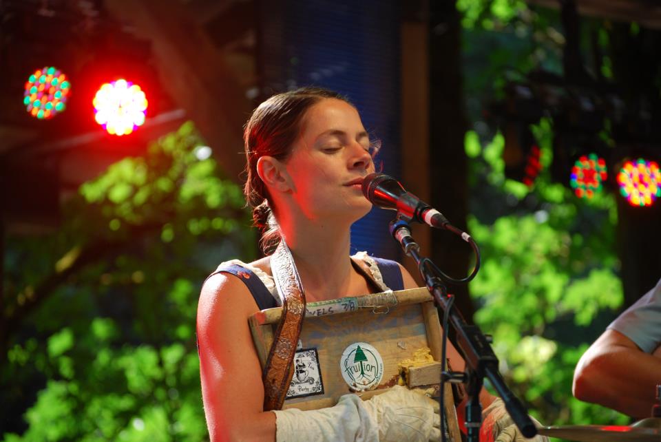 Bonnie Paine | Elephant Revival