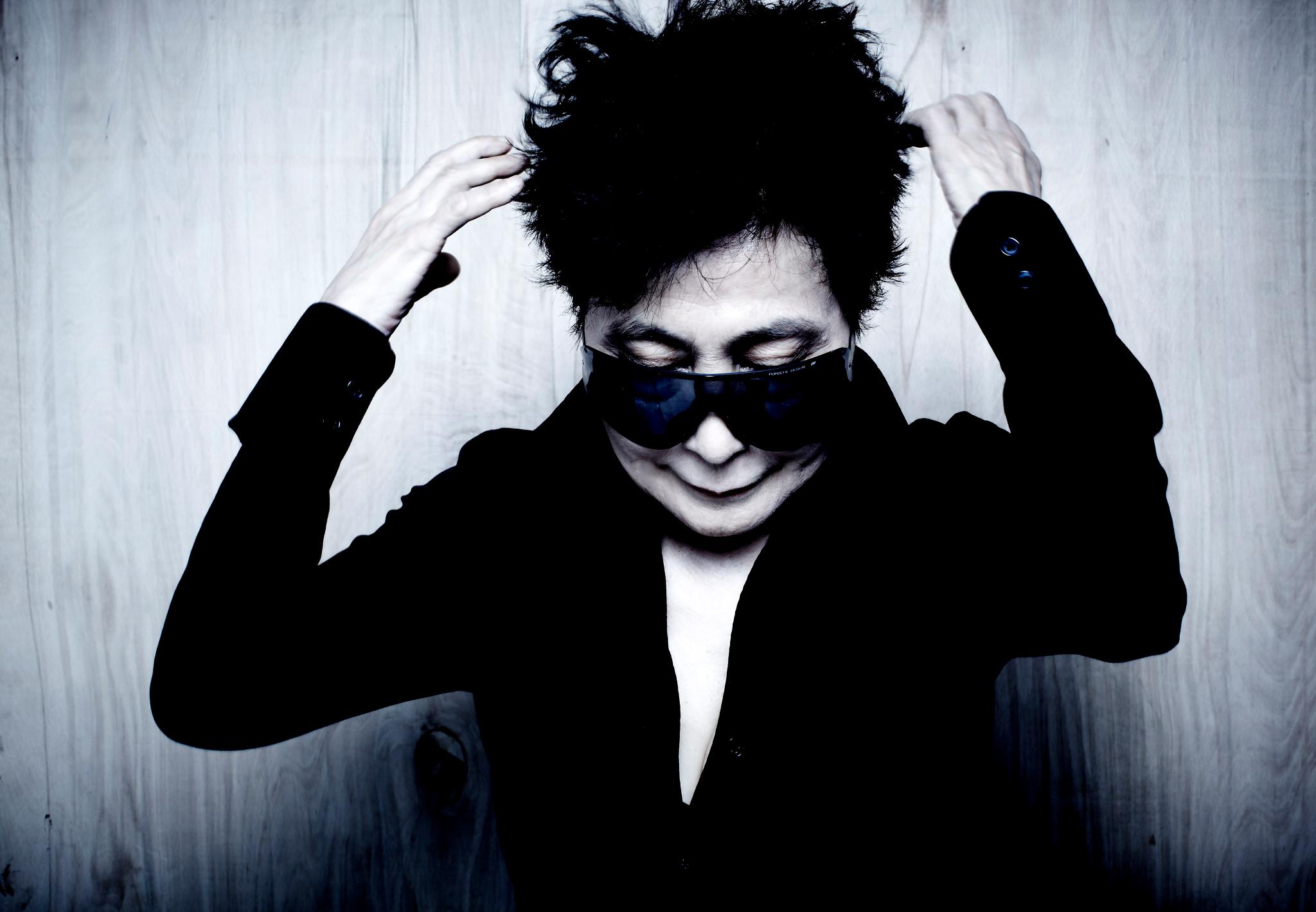 Grateful Web Interview with Yoko Ono