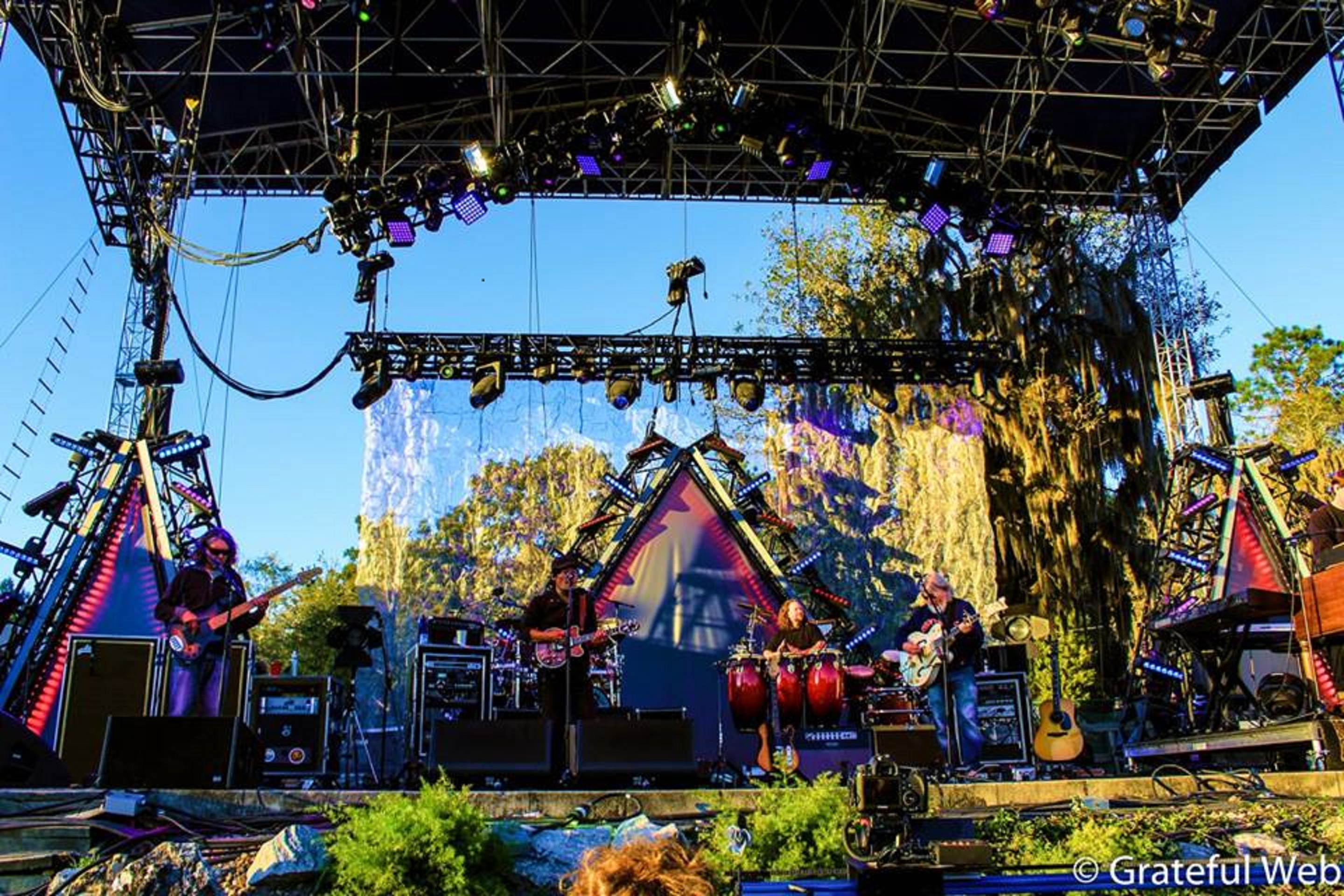 Suwannee Hulaween 2014 | Review