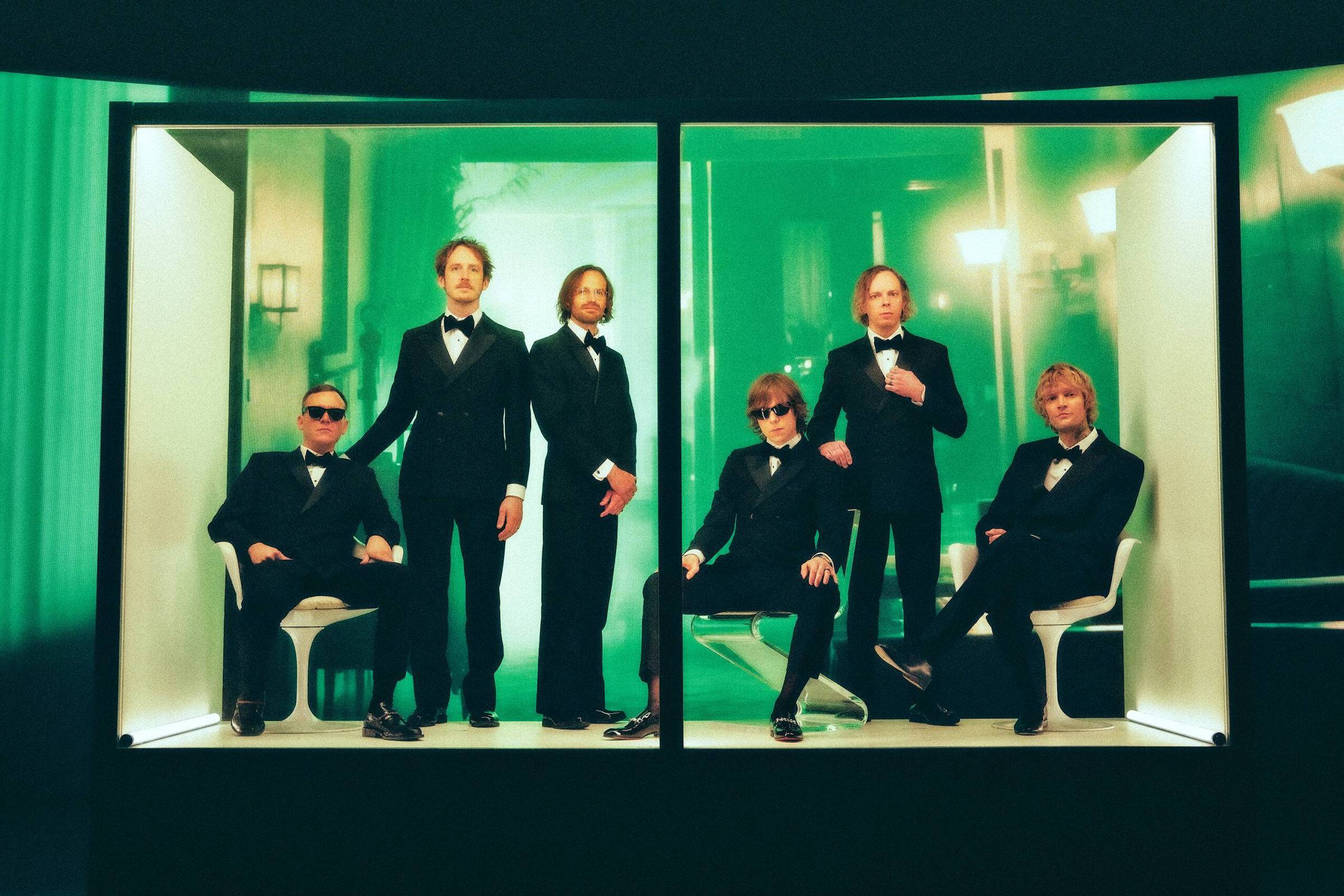 CAGE THE ELEPHANT - NORTH AMERICAN NEON PILL TOUR CONTINUES TO SELL OUT