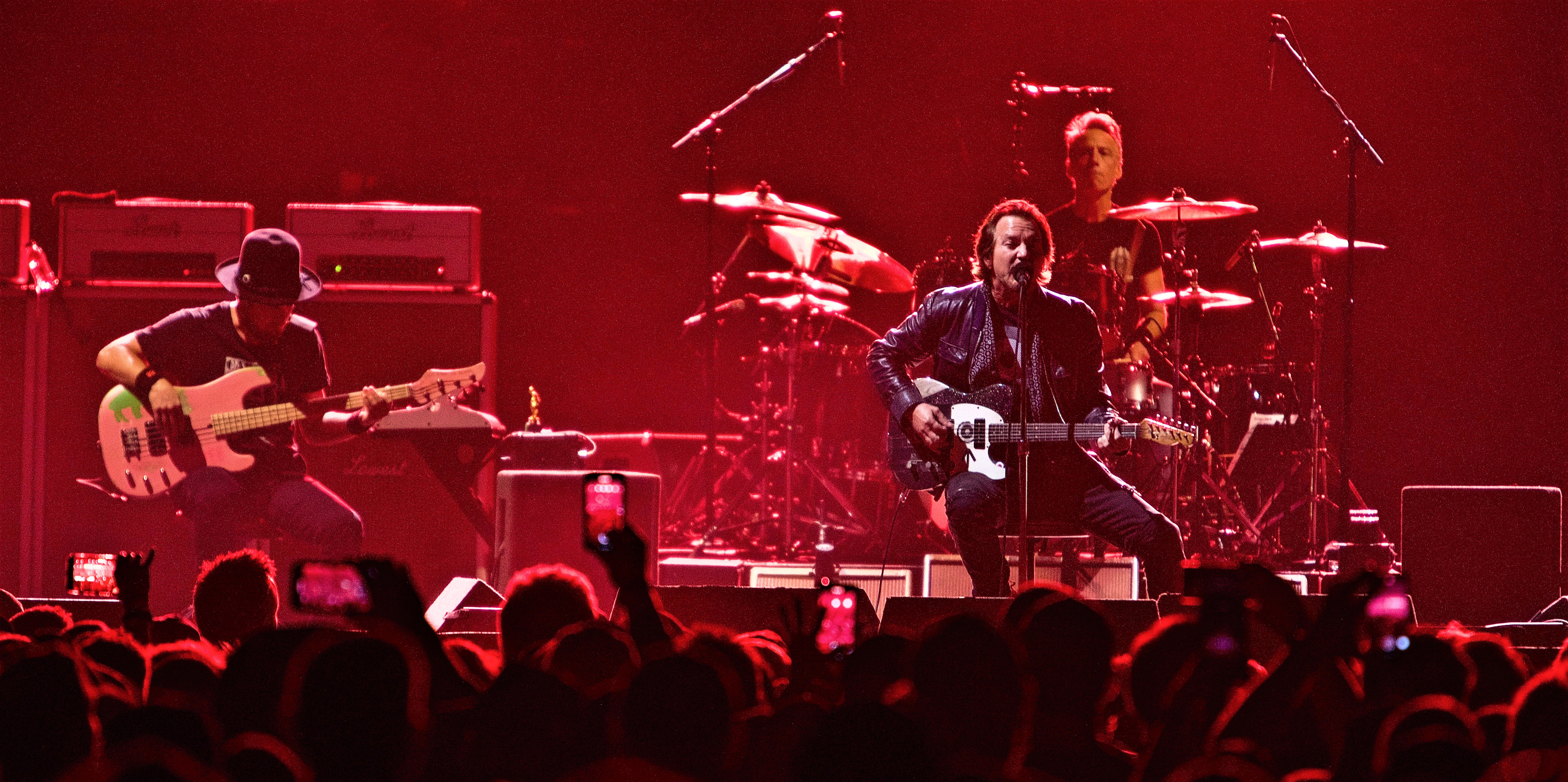 Pearl Jam | Ball Arena - Denver, CO | 9/22/2022