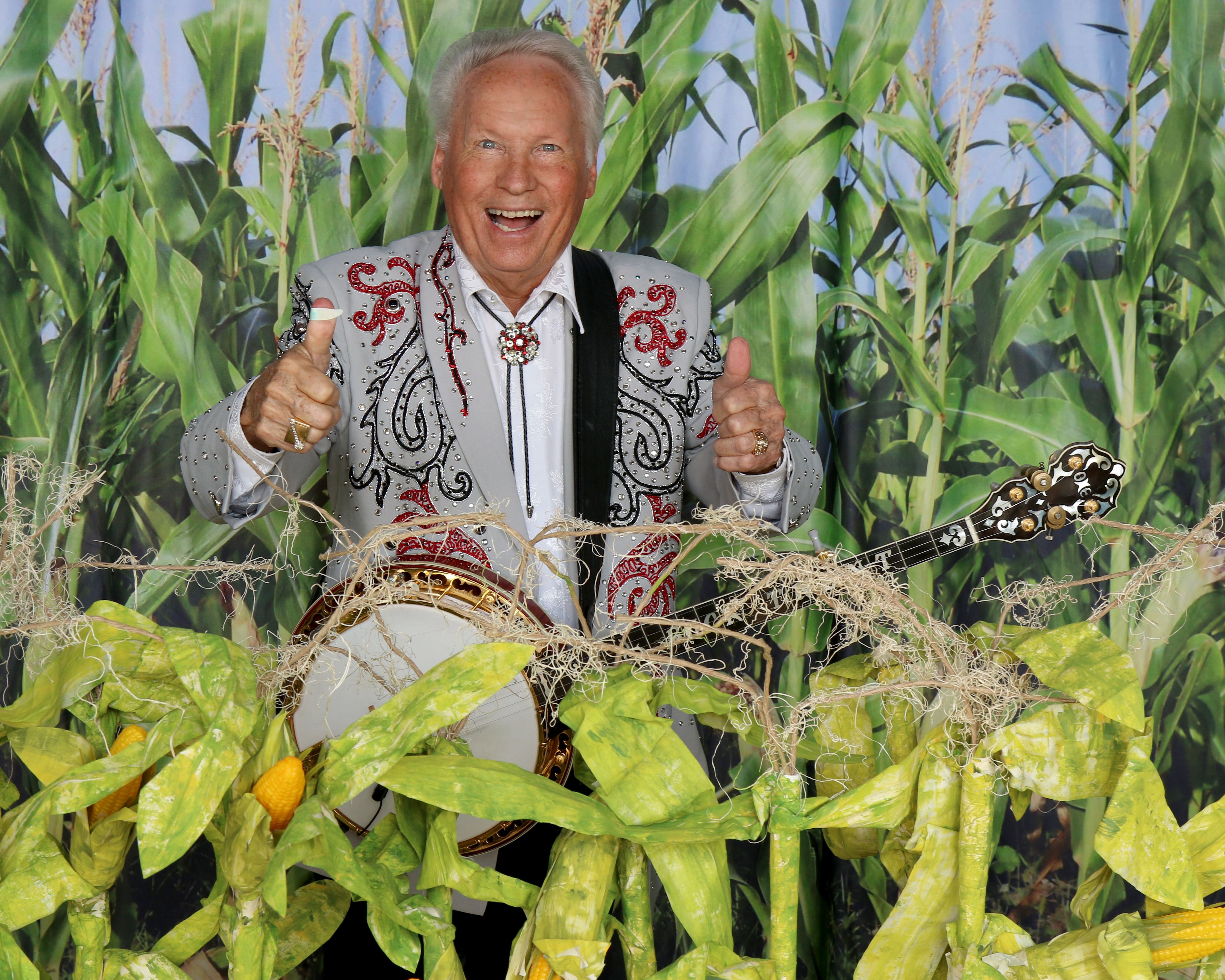 Friends and Colleagues Remember Banjo Great Buck Trent