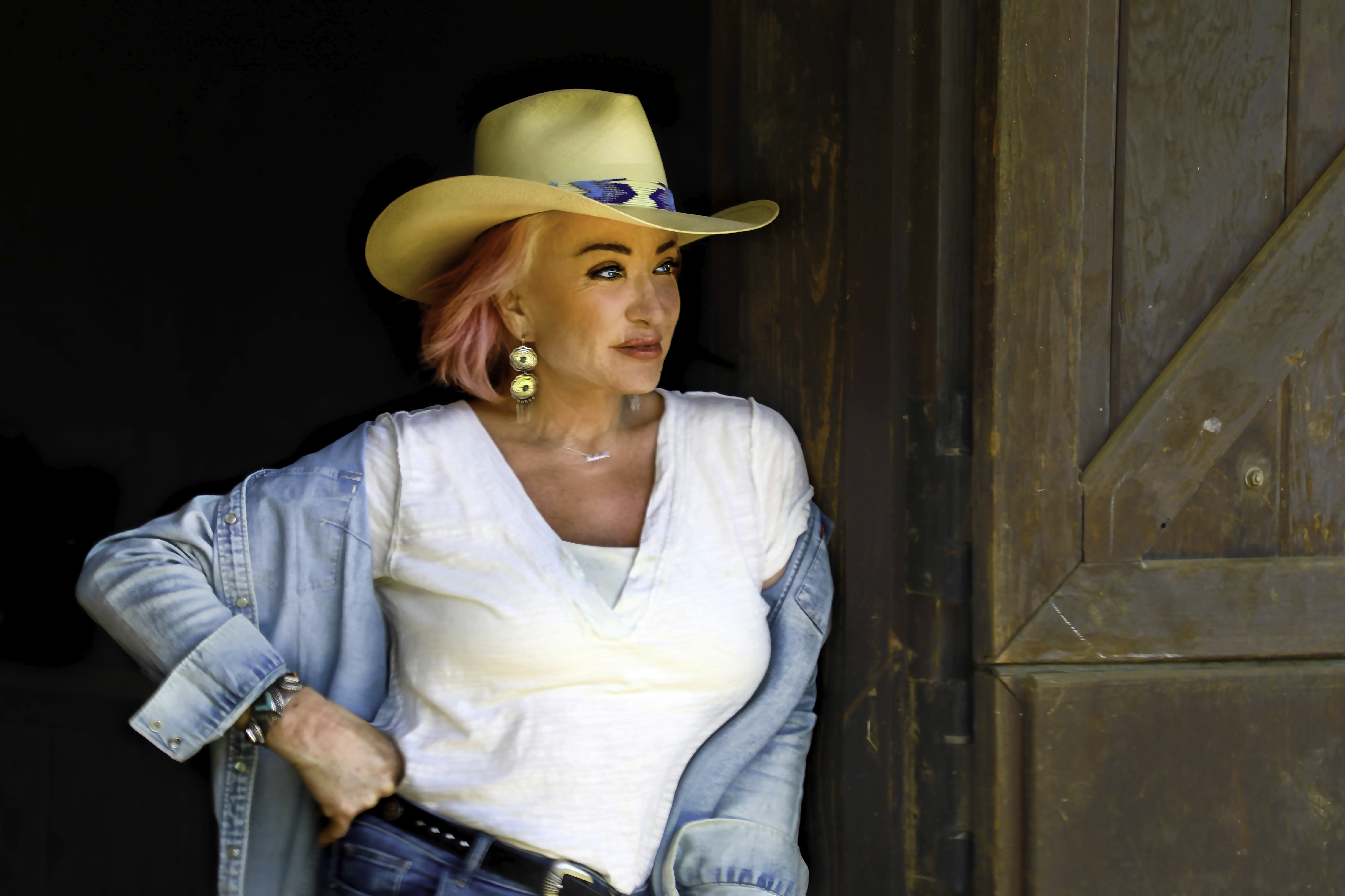 Tanya Tucker Reflects on Passing of "Delta Dawn" Songwriter Alex Harvey