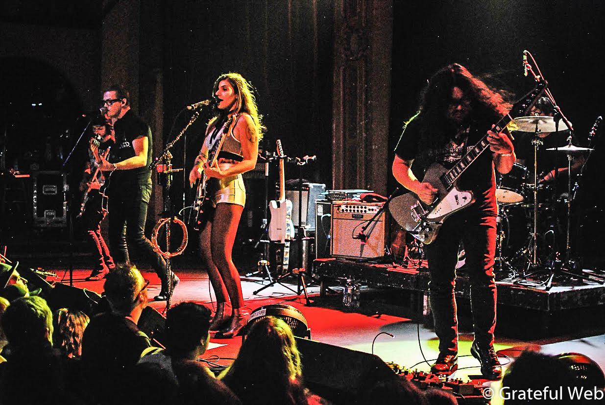 Best Coast | The Bluebird Theater | Review