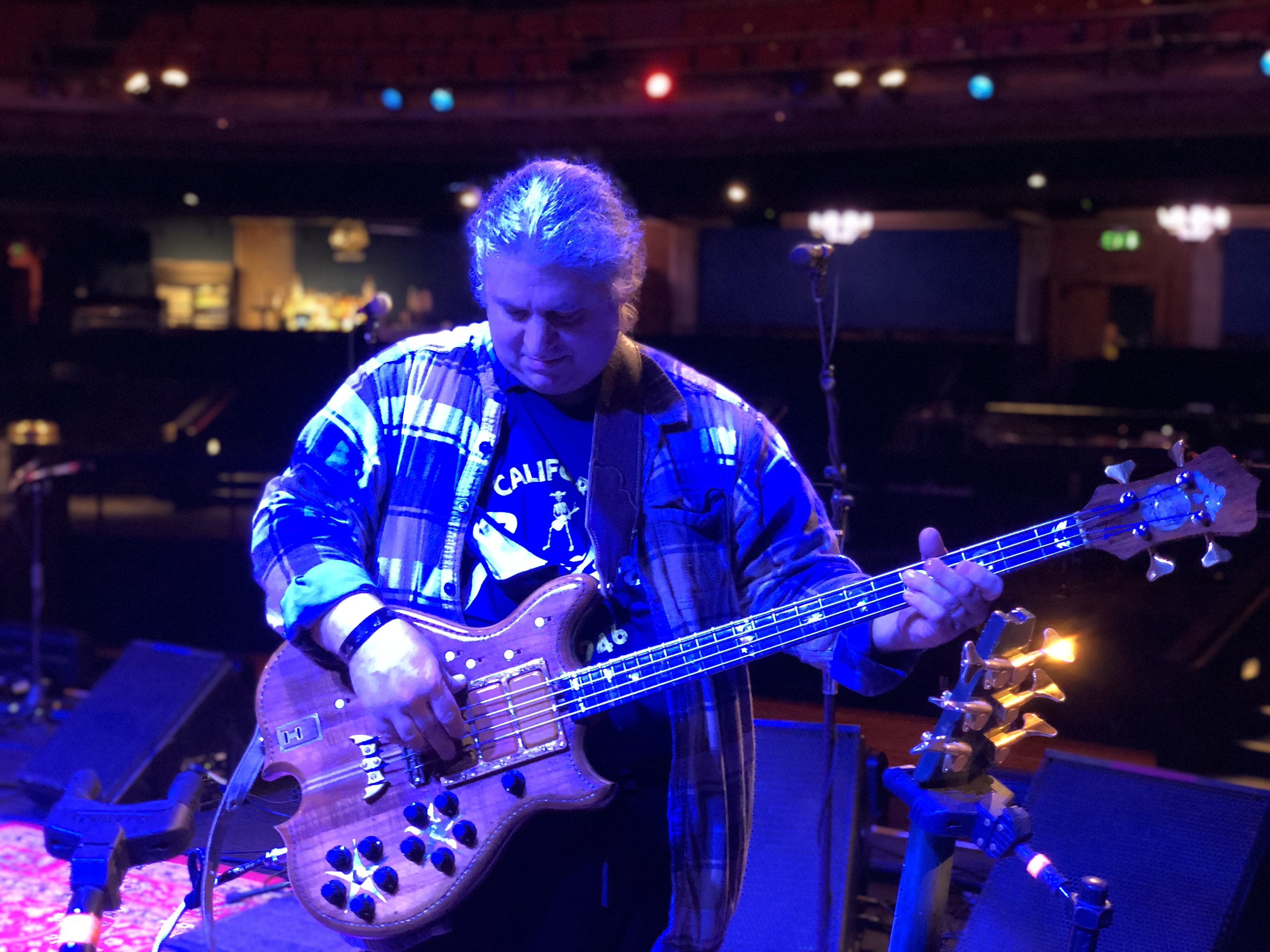 Grateful Guitars Foundation and Scarlet Fire Guitars are pleased to announce the exclusive selection of Leo Elliott to reproduce Phil Lesh’s “Mission Control” Bass