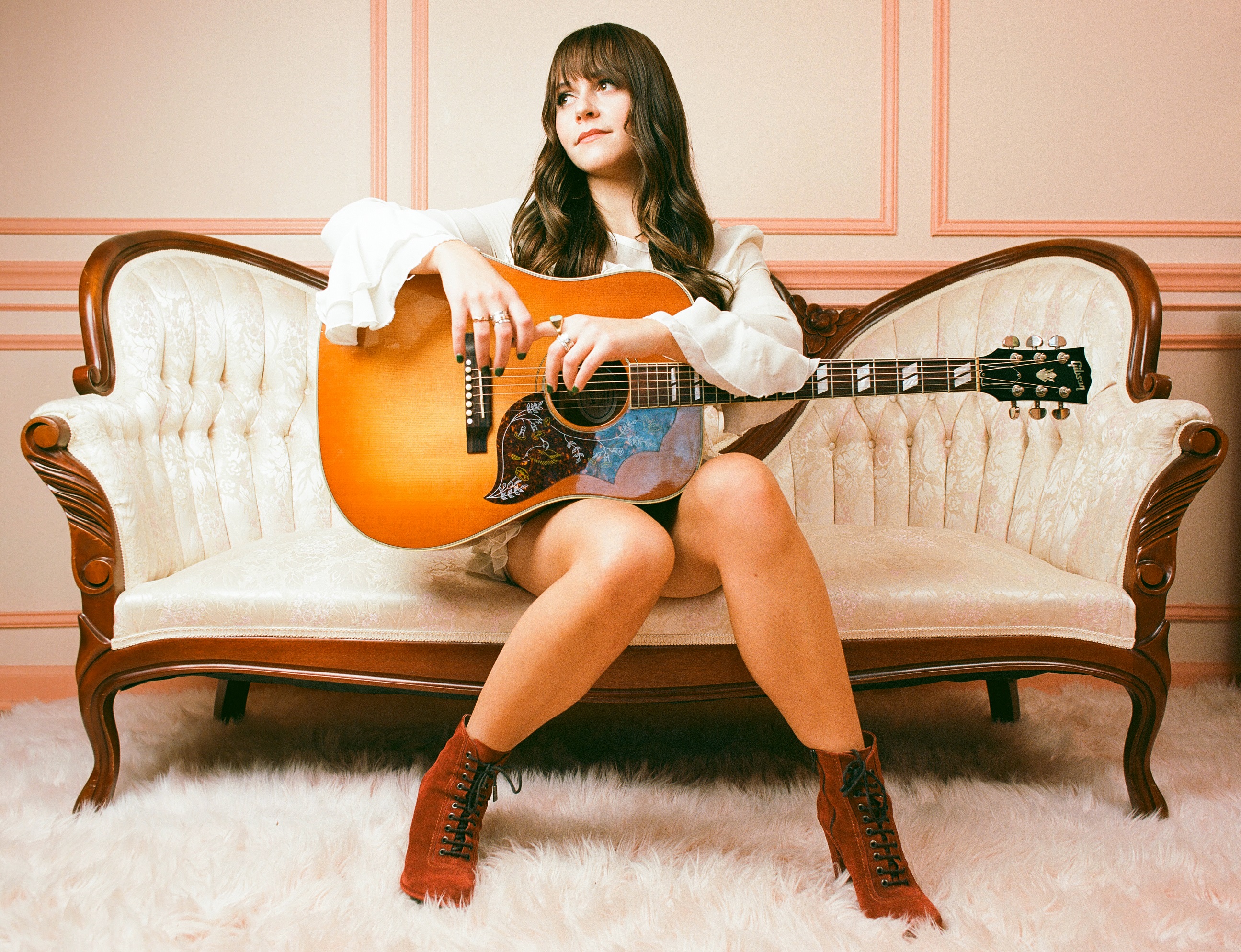 Taylor Rae Celebrates Her Debut Album, MAD TWENTIES, With Intimate Shows Throughout February & March