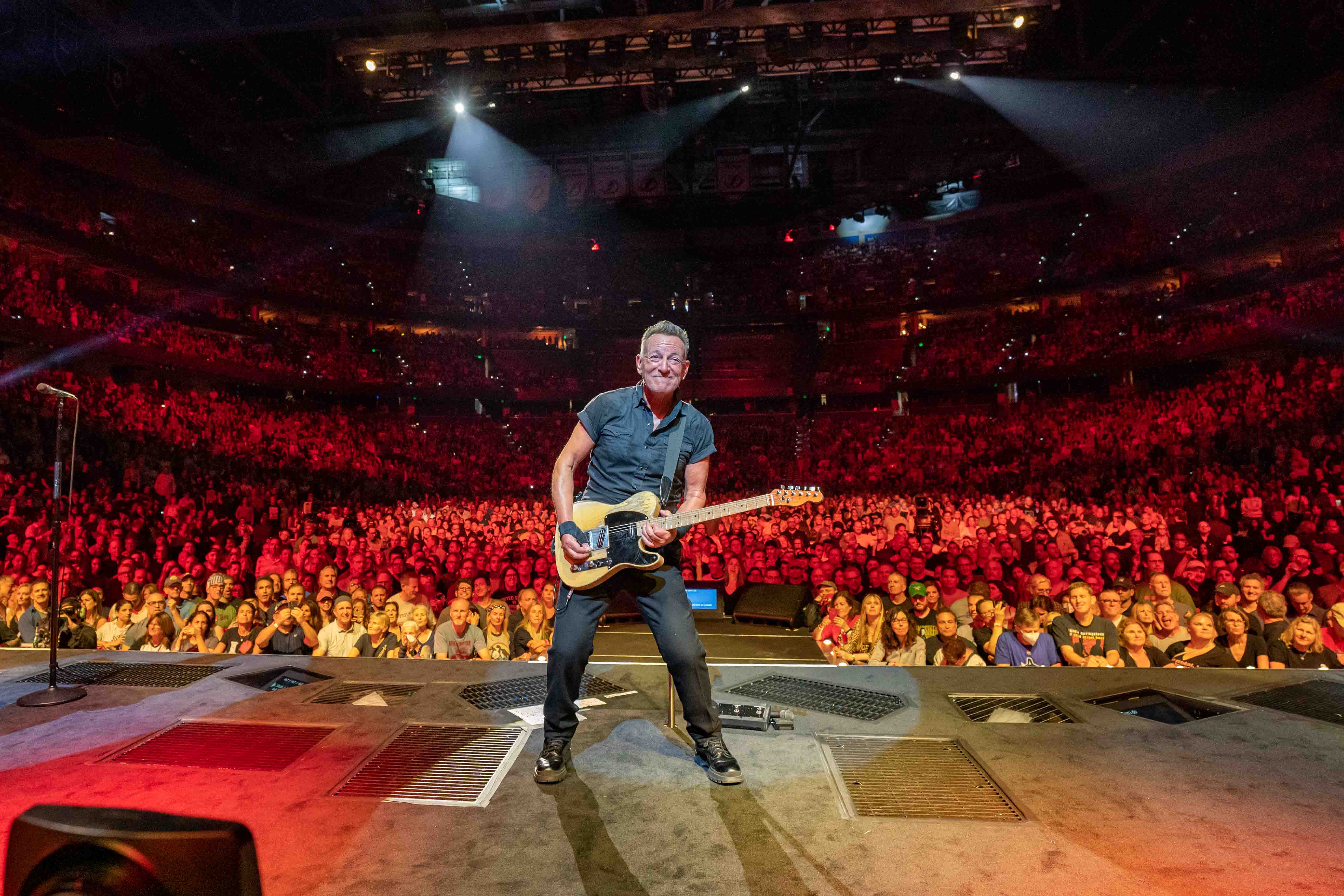 Bruce Springsteen and The E Street Band Kick Off 2023 International Tour With First U.S. Show In Seven Years Last Night