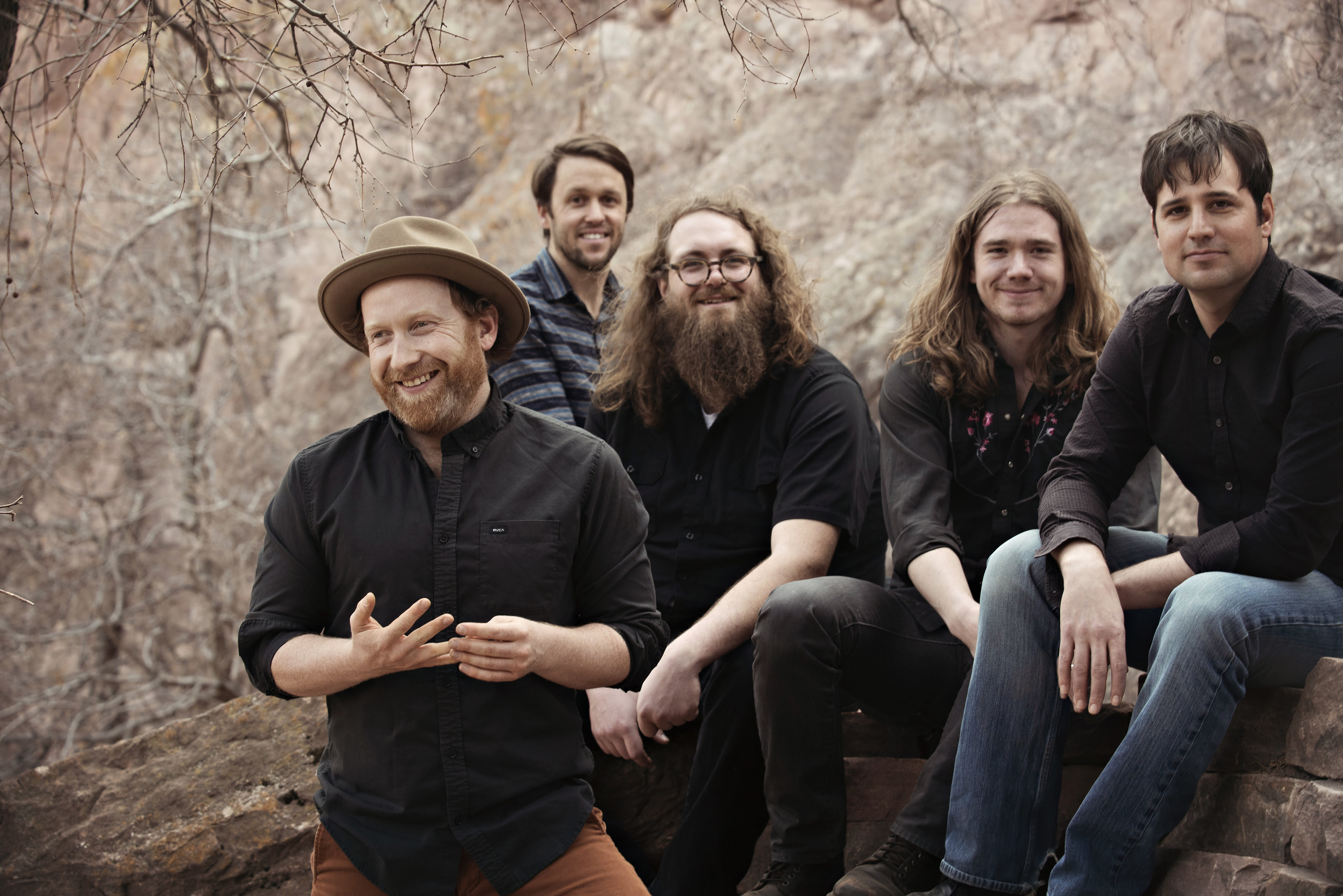 THE LIL SMOKIES MOVE BLUEGRASS IN NEW DIRECTIONS ON CHANGING SHADES OUT SEPTEMBER 15, 2017