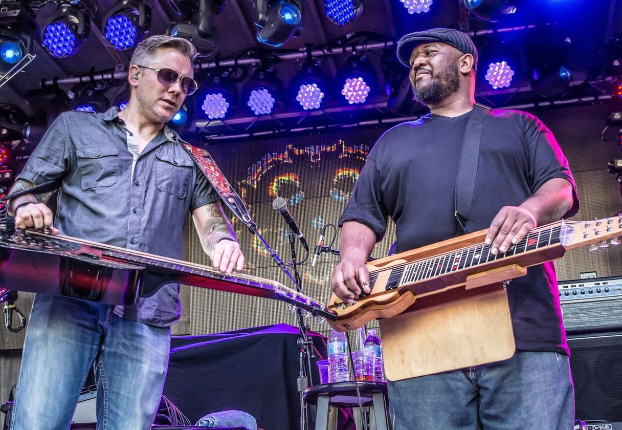 Andy Hall and Roosevelt Collier. Photo by Jason Charme