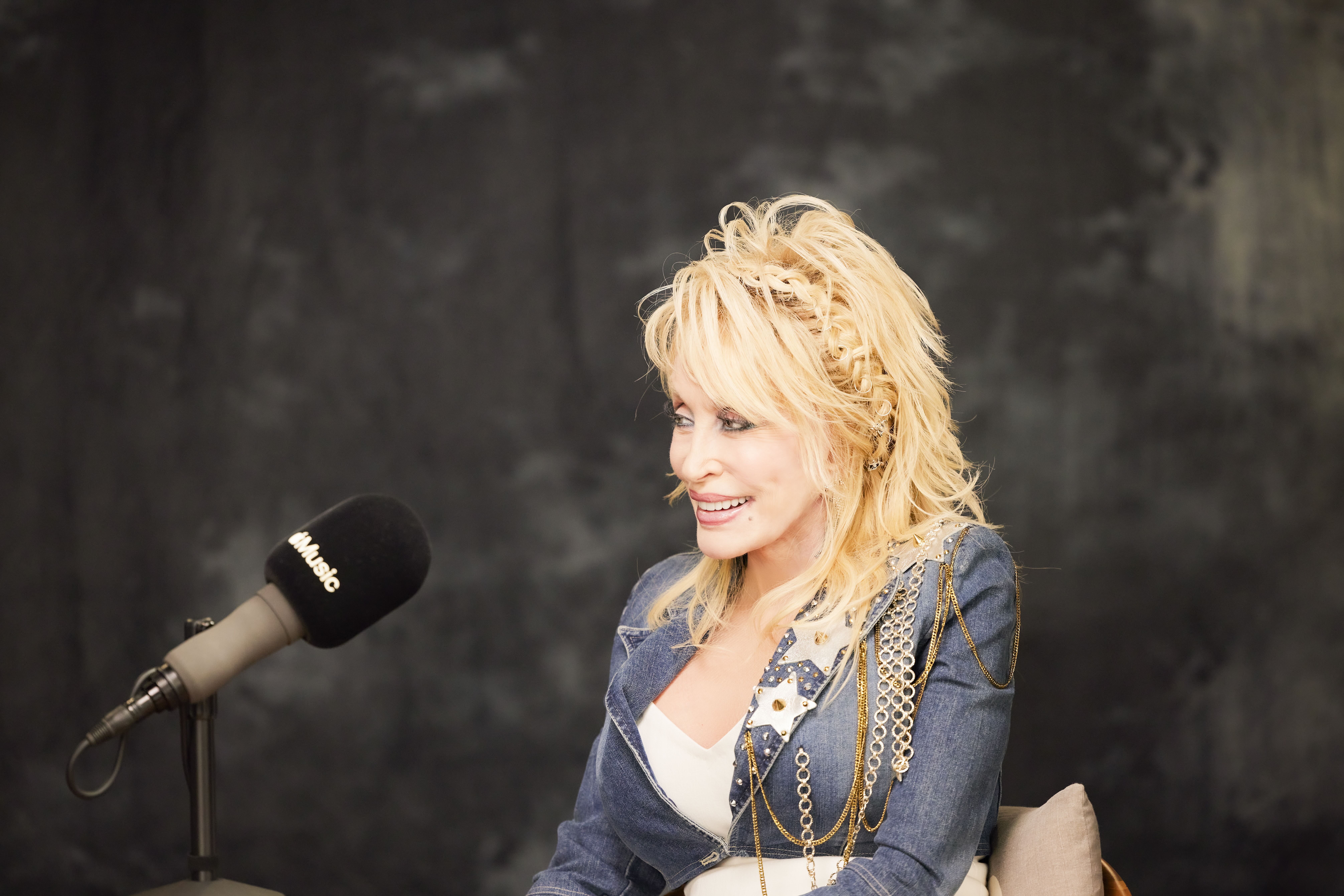 Dolly Parton Tells Apple Music About her Rock-N-Roll Era and ‘Rockstar’