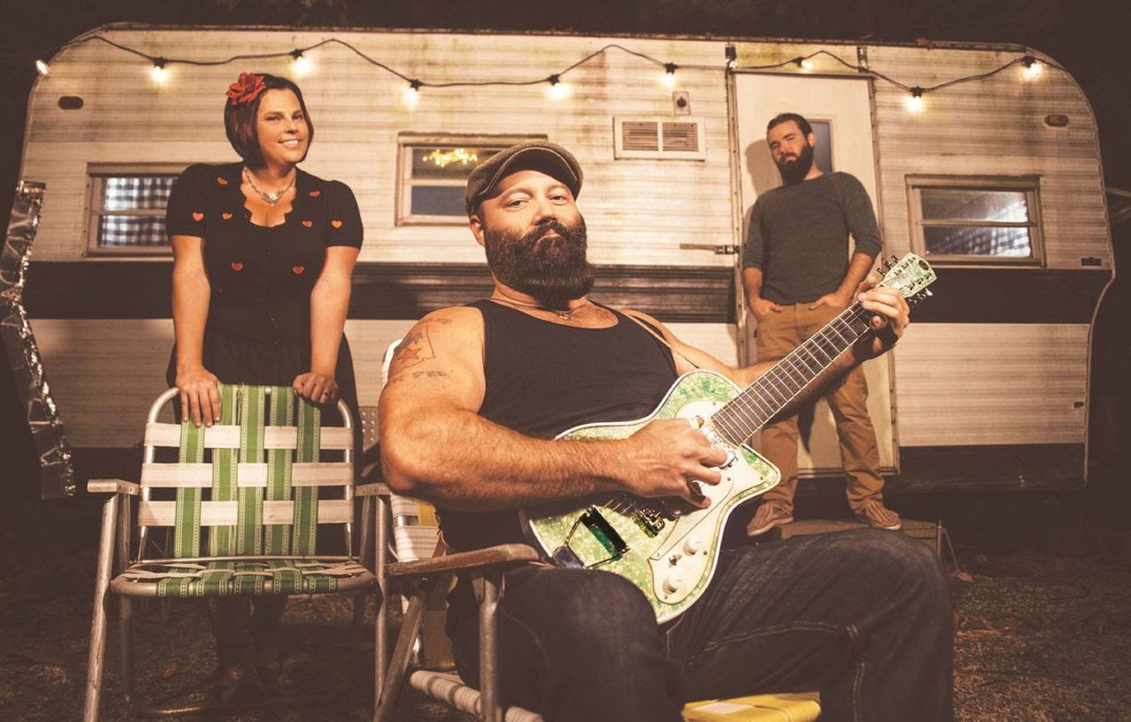 Reverend Peyton's Big Damn Band announce Winter/Spring tour, and new video, "Rattle Can"