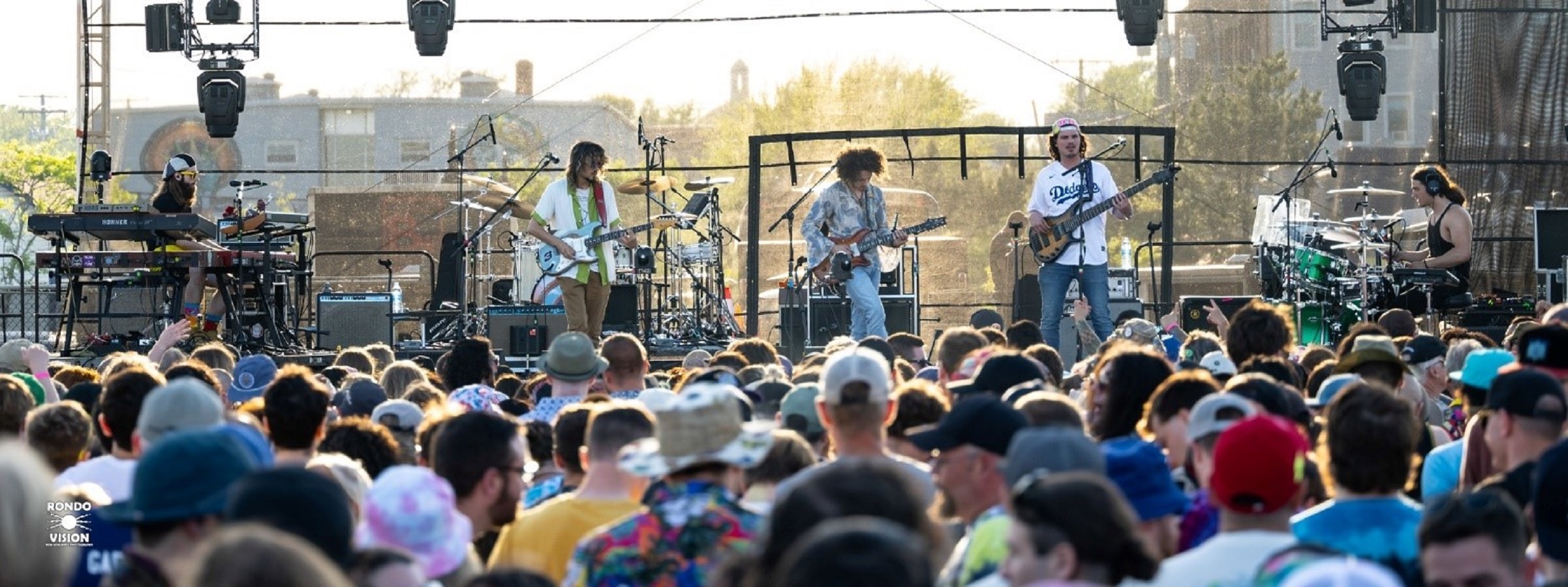 Dogs In A Pile play The Stone Pony Summer Stage (5/24/2024) and there’s nothin’ left to do but smile, smile, smile