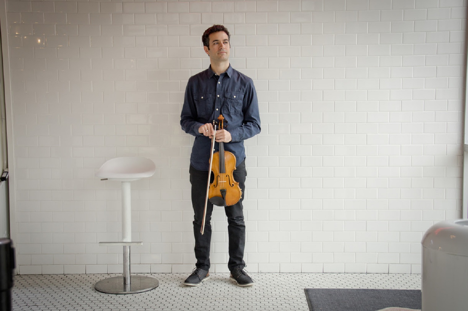 Fiddler Mike Barnett's album '+ 1' Set for Release on March 19
