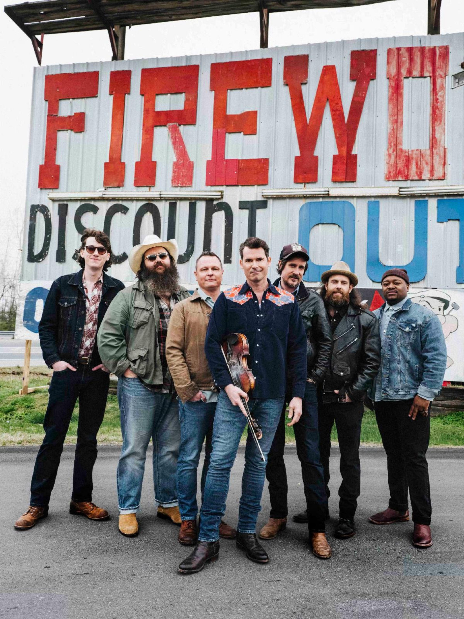 Old Crow Medicine Show Rings in 2024 with Ryman New Year’s Eve Concerts
