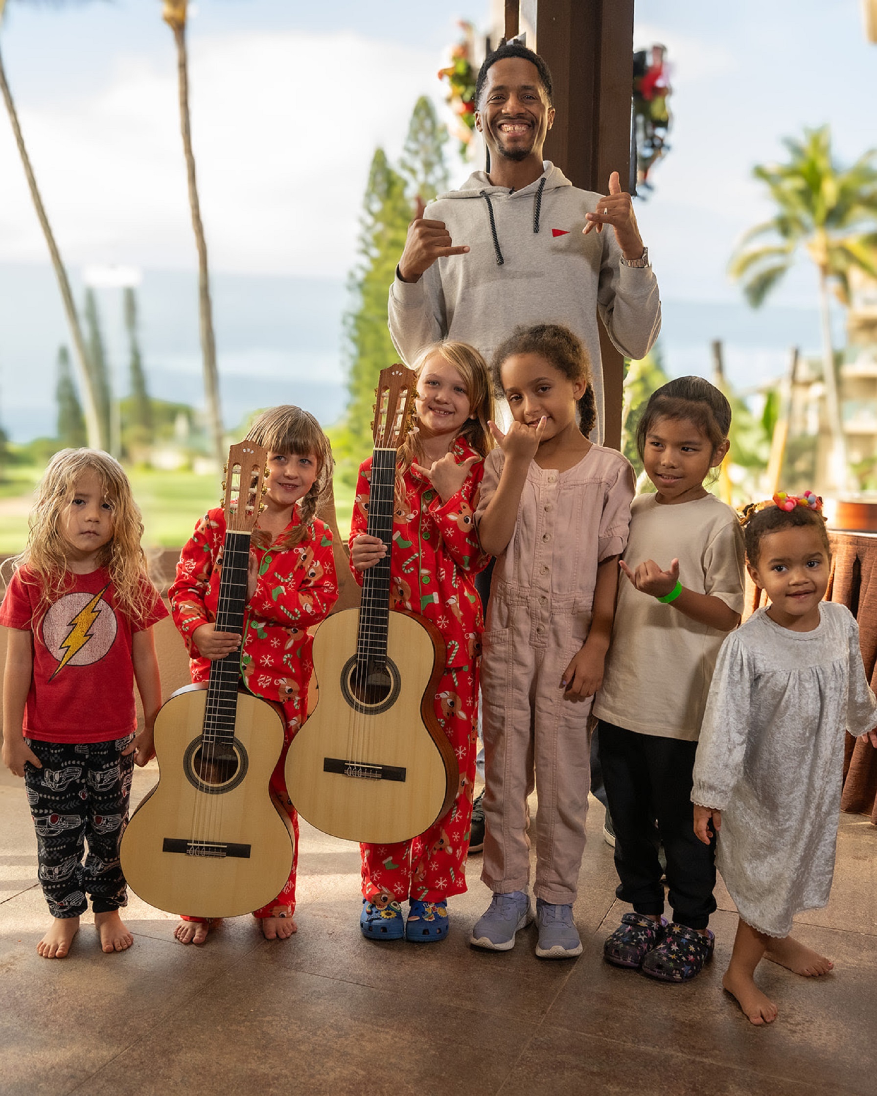 MUSICIAN RON ARTIS II RETURNS TO MAUI TO DONATE INSTRUMENTS TO CHILDREN FOUR MONTHS AFTER THE DEVASTATING FIRES