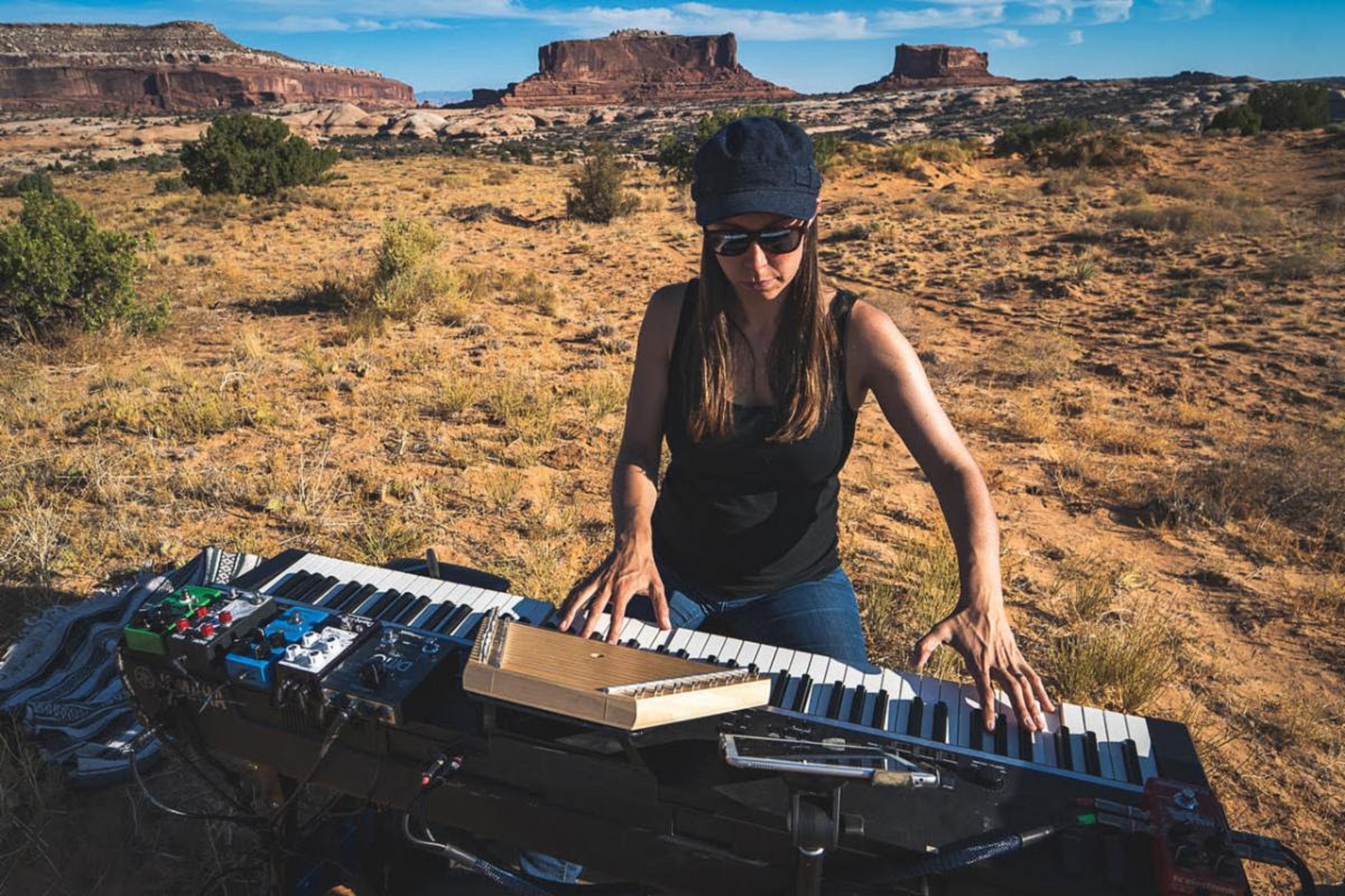 Holly Bowling announces second leg of groundbreaking wilderness livestream tour Grateful Web