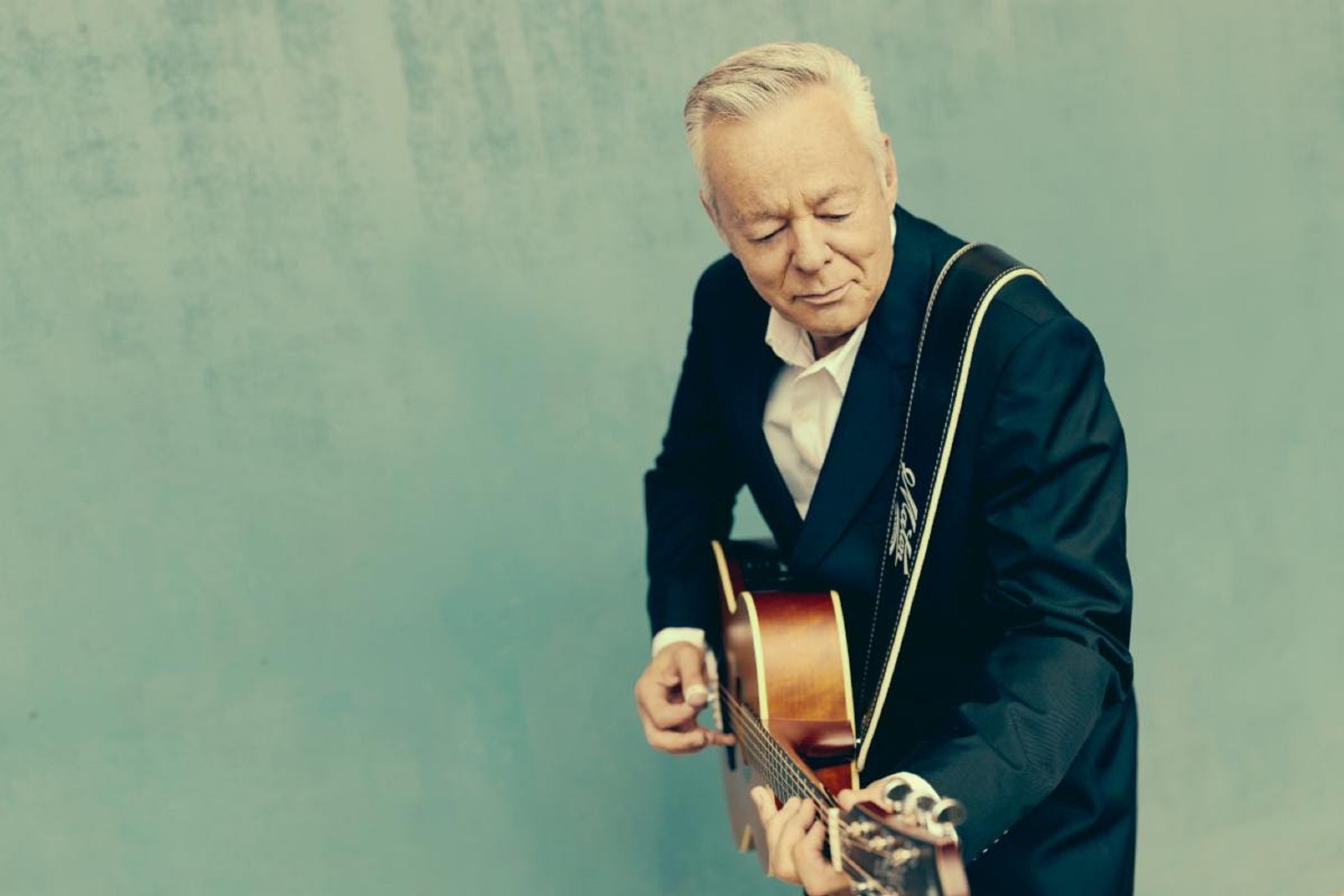 TOMMY EMMANUEL Joins Forces With Little Feat And Sam Bush For Exhilarating Cover Of “Cajun Girl”