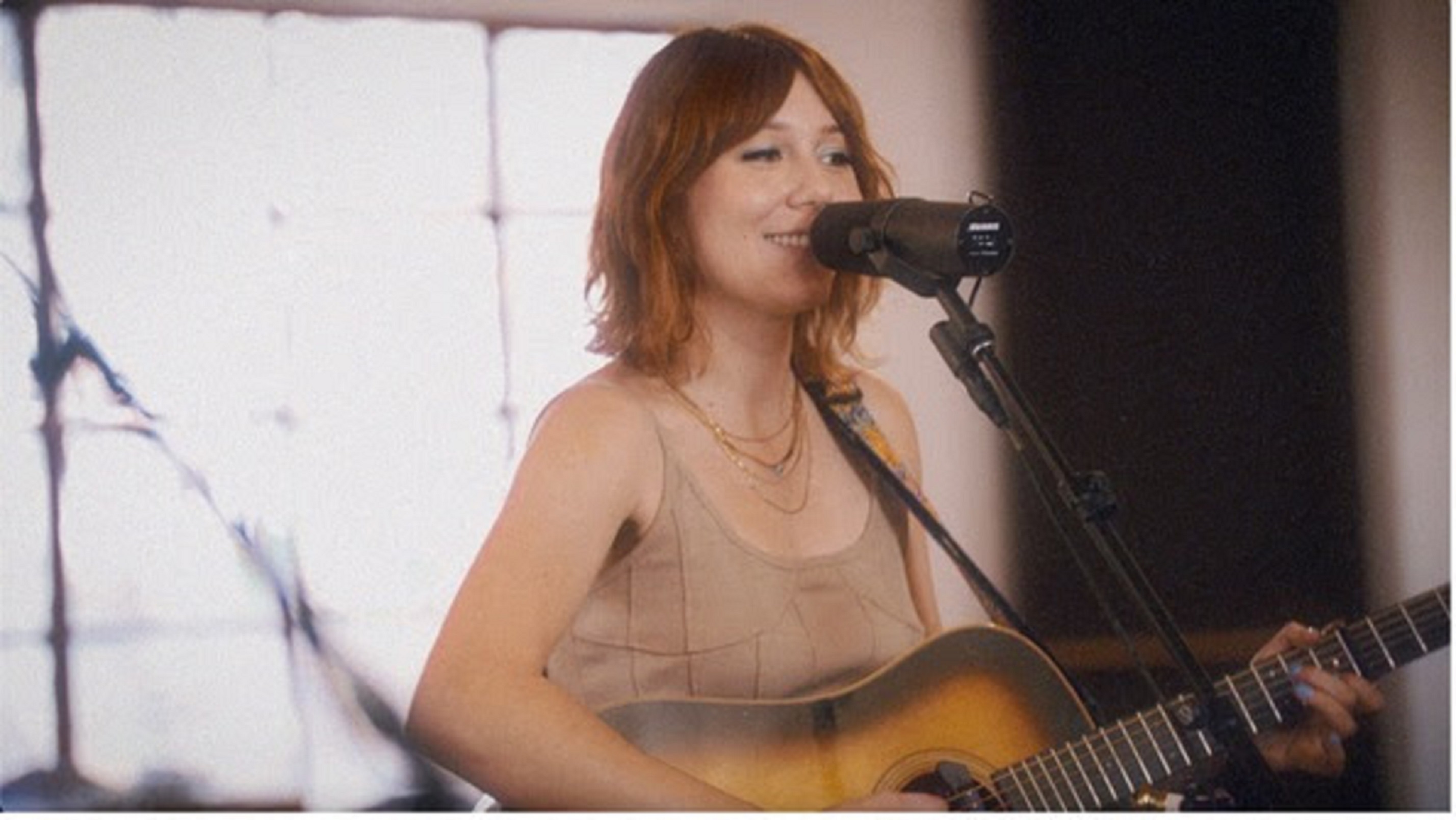 Molly Tuttle & Golden Highway release live performance video of “She’ll Change”