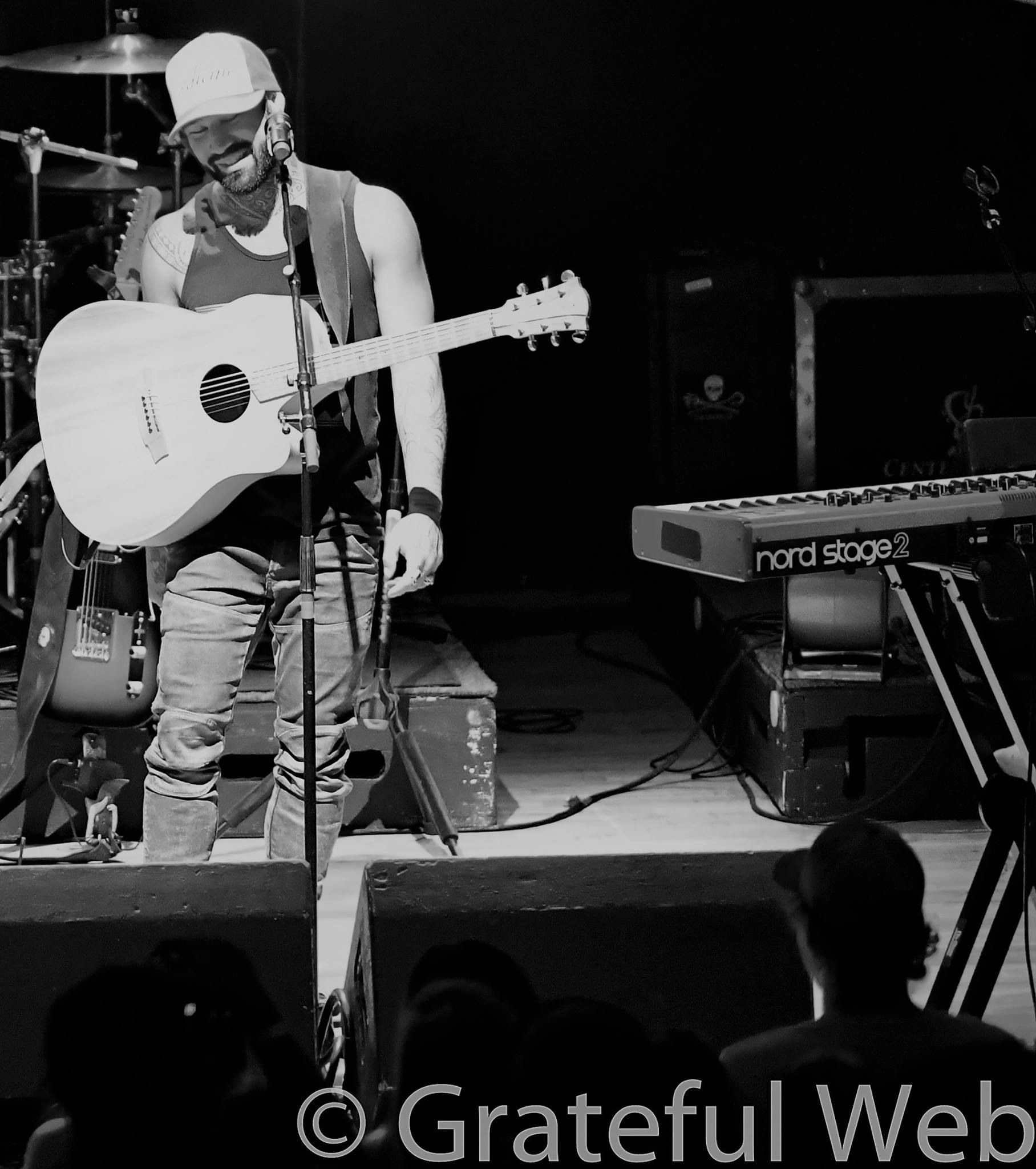 Nahko Bear